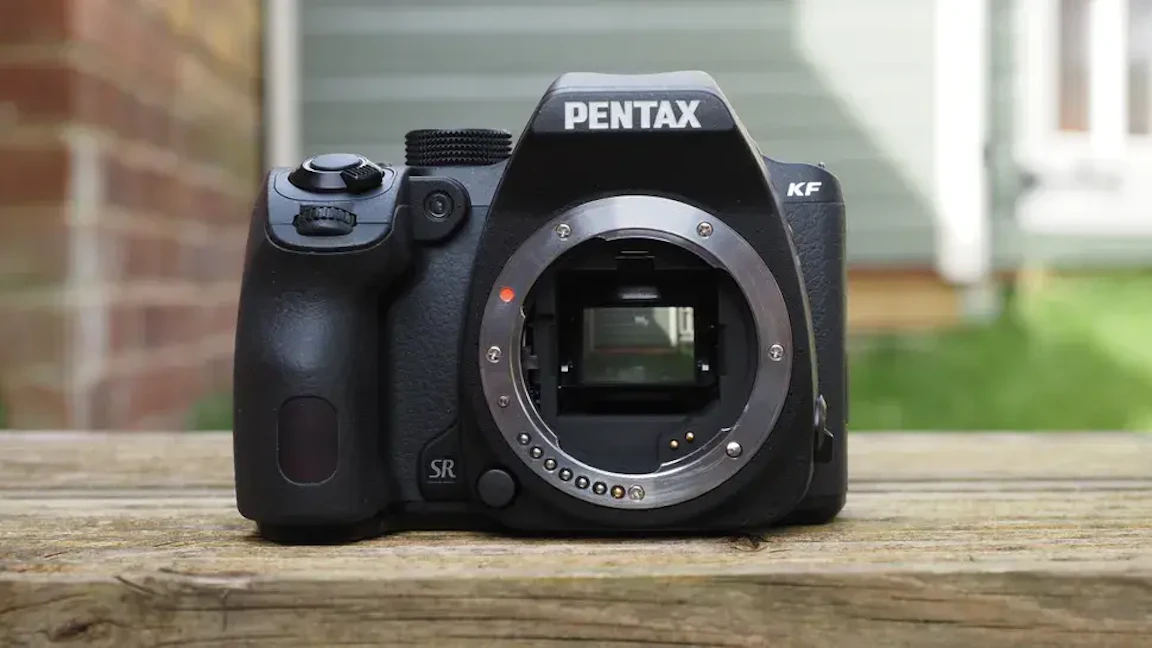 RICOH PENTAX KFのレビュー比較まとめ。アウトドア撮影に強い防塵防滴